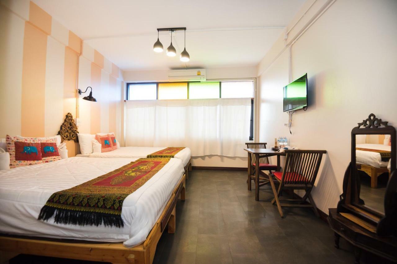 At Phra Sing Retro Otel Chiang Mai Dış mekan fotoğraf