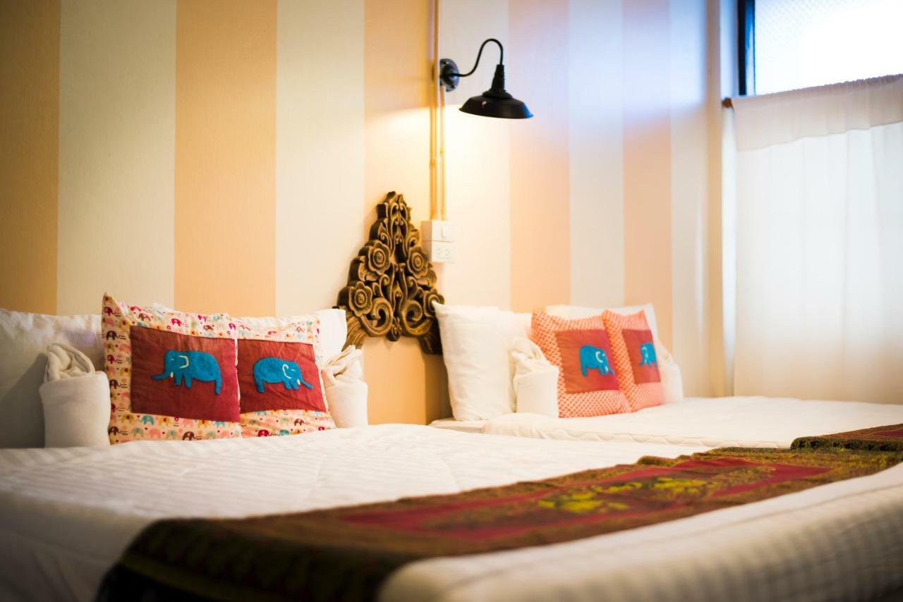 At Phra Sing Retro Otel Chiang Mai Dış mekan fotoğraf