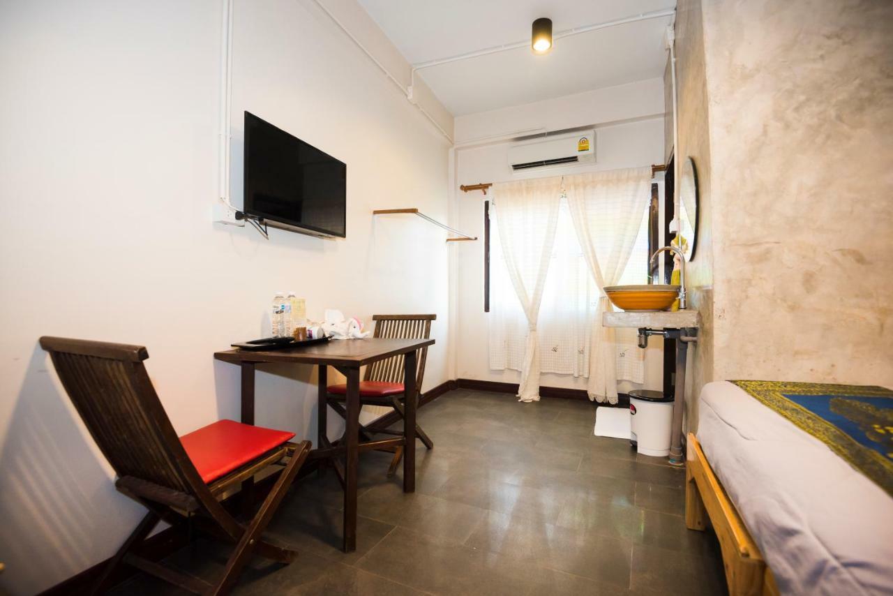 At Phra Sing Retro Otel Chiang Mai Dış mekan fotoğraf