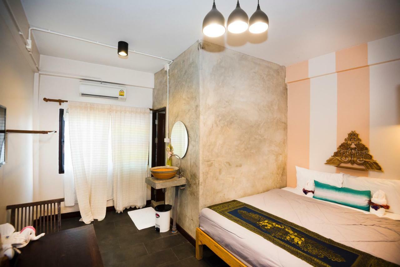 At Phra Sing Retro Otel Chiang Mai Dış mekan fotoğraf